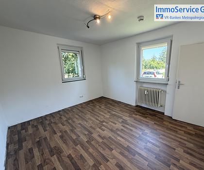 Praktische 2-Zimmer-Erdgeschosswohnung mit Einbauküche in Nürnberg-Höfles