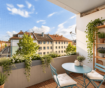 HEGERICH: Kapitalanlage in gefragter Lage – Vermietete 2-Zimmer-Wohnung mit Loggia