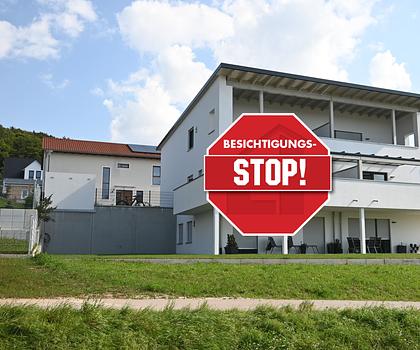 Exklusive 2-Zimmer-Wohnung mit großer Loggia und Carport-Stellplatz in Velburg