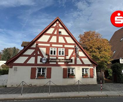 Gelegenheit - denkmalgeschützte Gaststätte plus Wohnhaus in Nürnberg Mögeldorf