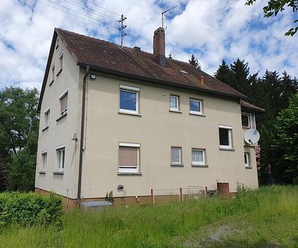 Ruhig gelegenes Zweifamilienhaus in naturverbundener Lage in Marienweiher