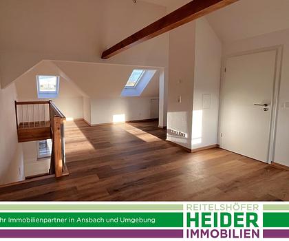 Moderne Maisonette-Wohnung mit Balkon
