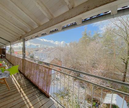 Traumhafte 3-Zimmer-ETW mit großem Westbalkon, Einbauküche und Stellplatz