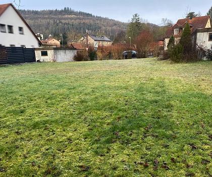 Bauplatz mit 3 Garagen in sonniger Wohnlage von Ebermannstadt