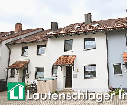 Renovierungsbedürftiges Raumwunder - Reihenmittelhaus mit Einzelgarage im Deininger Weg, Neumarkt.