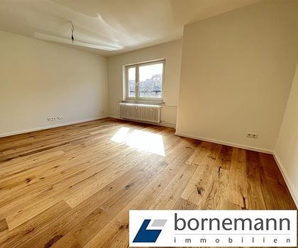 Nordstadt, Nähe Burg! Freies, top renoviertes Apartment mit EBK + Balkon!