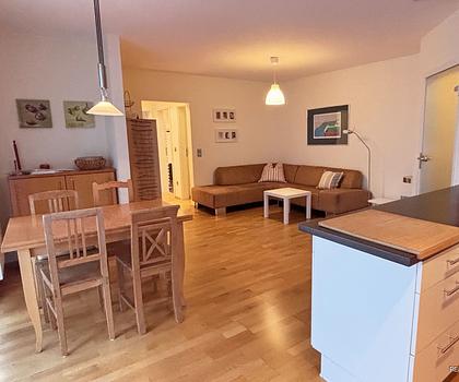 Schöne voll möblierte 3-Zimmer-Wohnung auf Zeit