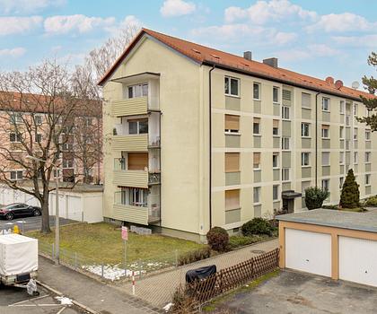 4-Zimmer-Wohnung mit Balkon in Nürnberg/ Großreuth b. Schweinau!