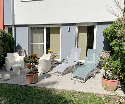 Top gepflegte Doppelhaushälfte in Forchheimer Innenstadtlage
Streichen, einziehen, genießen...