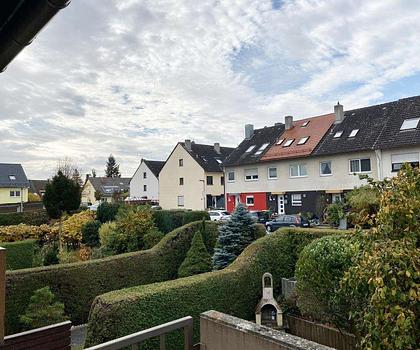 HEGERICH: Stilvolles Reiheneckhaus mit Garten in ruhiger Bestlage von Zirndorf