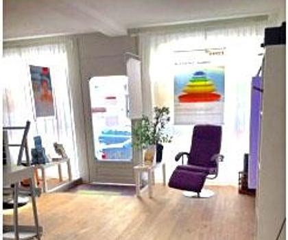 Aufwendig kernsanierter moderner Laden/Büro in der Innenstadt.