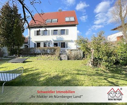 Juwel am Laufer Kunigundenberg: Modernes Liebhaber-Einfamilienhaus mit herrlichem Gartengrundstück