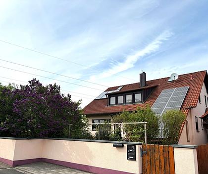 HEGERICH: Attraktive 3-Zimmer-Dachgeschosswohnung mit Terrasse in Oberasbach