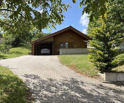 Waischenfeld: Dort wohnen, wo andere Urlaub machen. Wochenendhaus auch zum Dauerwohnen geeignet