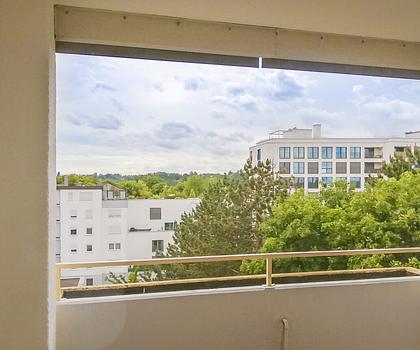 3-Zimmer--Wohnung mit Loggia und Tiefgaragenstellplatz - Nähe Kunigundendamm zu vermieten